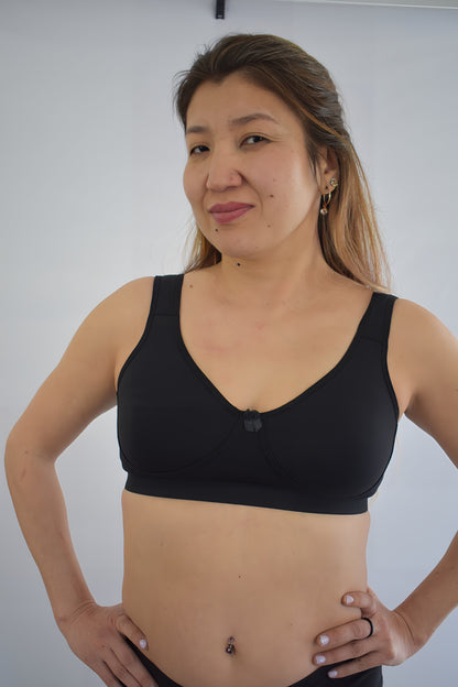 Active Bra: Sports Non-Padded Non-Wired Bra