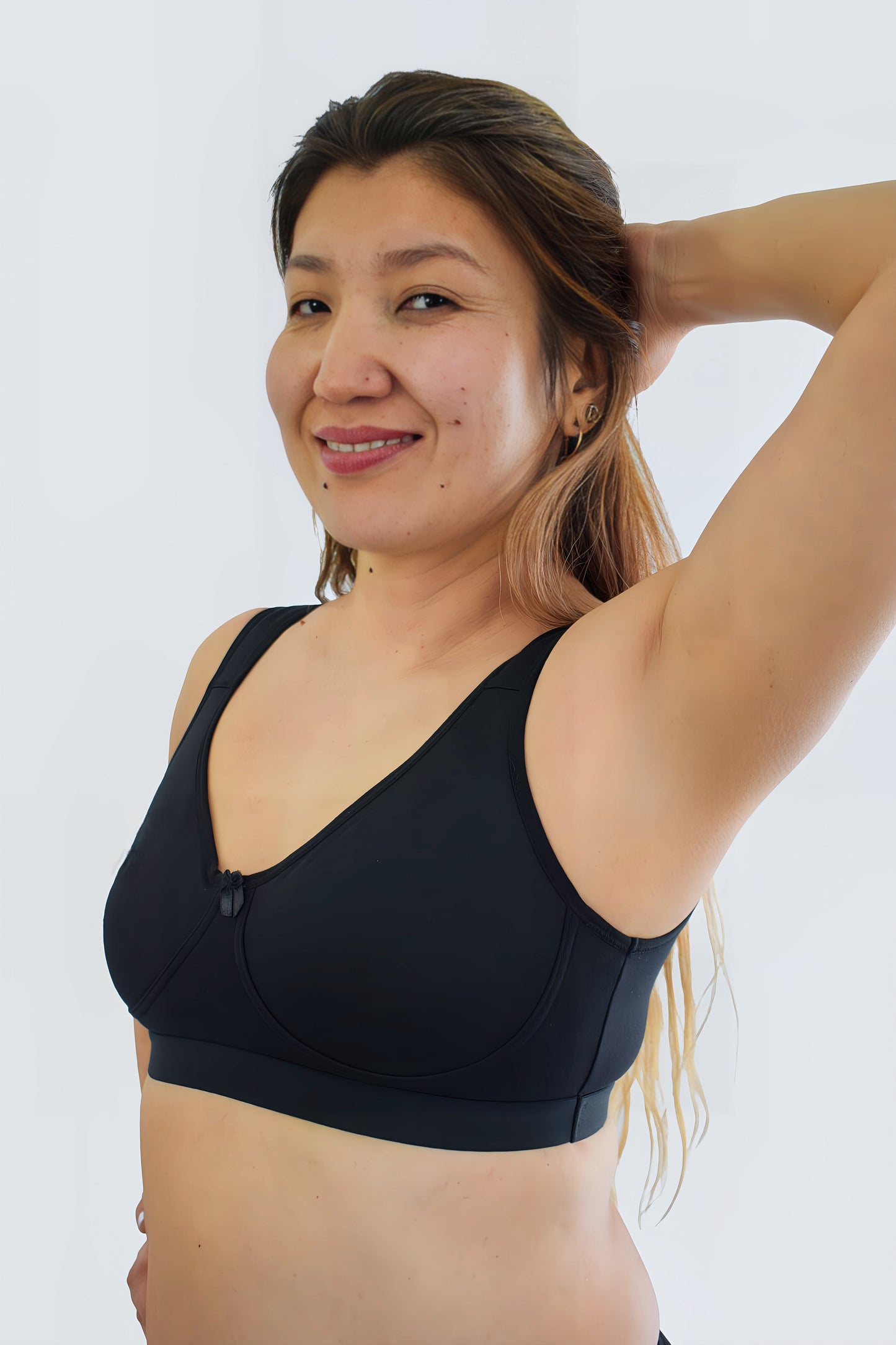 Active Bra: Sports Non-Padded Non-Wired Bra